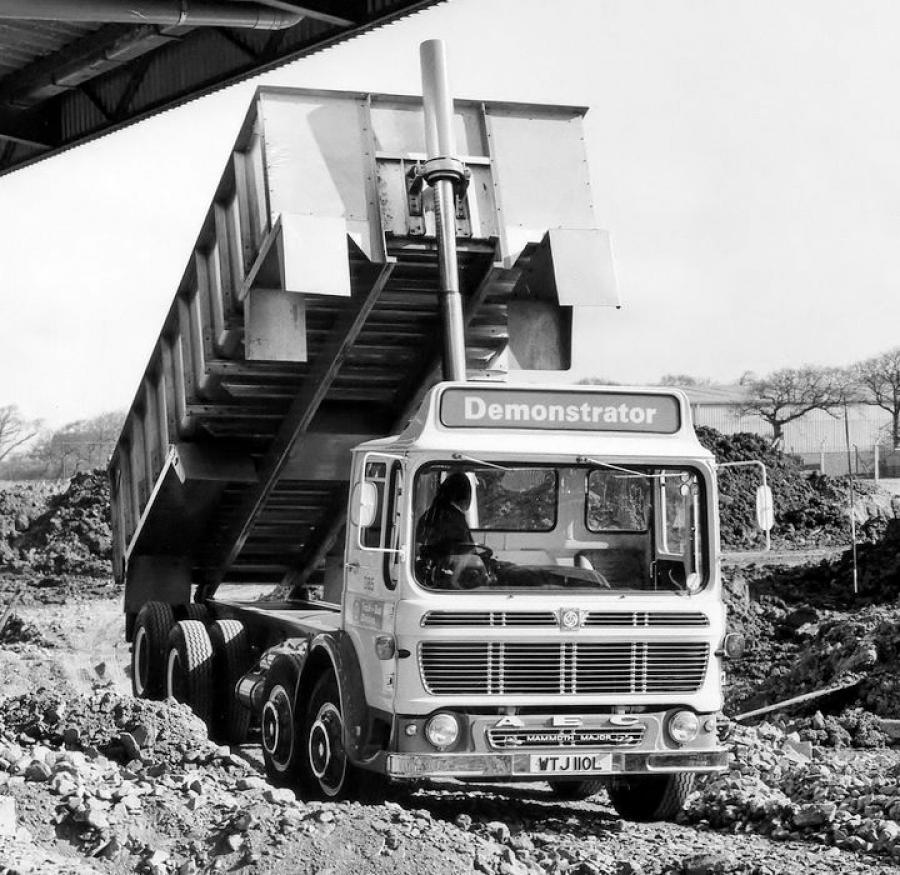  AEC Mammoth Major Dump Truck (TG8R) 1965 года  (фото 2 из 2)